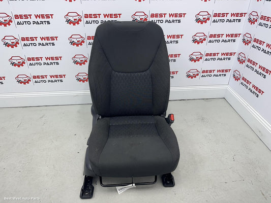 2021 TOYOTA YARIS CROSS Front Seat