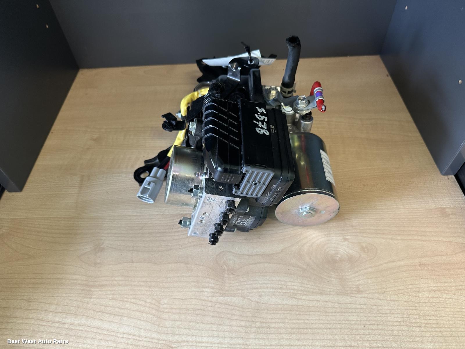 2024 TOYOTA RAV4 Abs Pump/Modulator