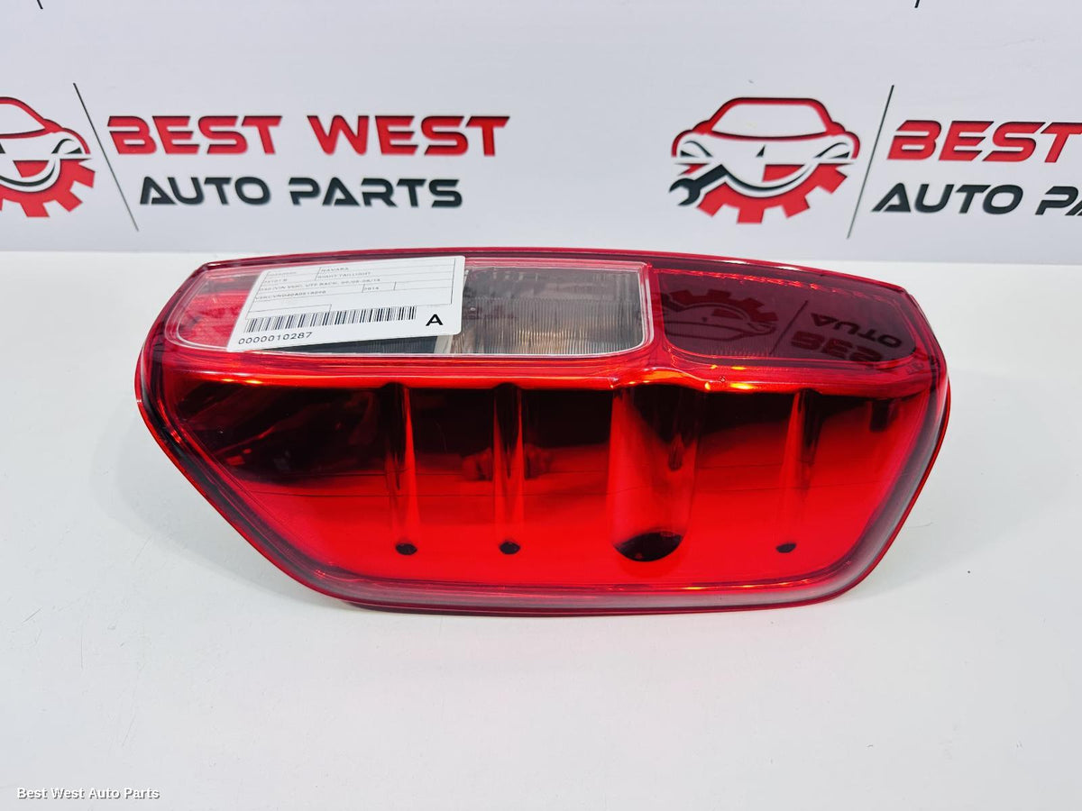 2014 NISSAN NAVARA Right Taillight