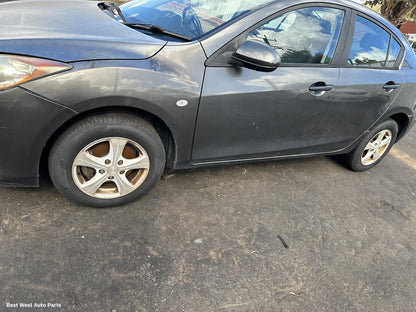 2011 MAZDA 3 Fan