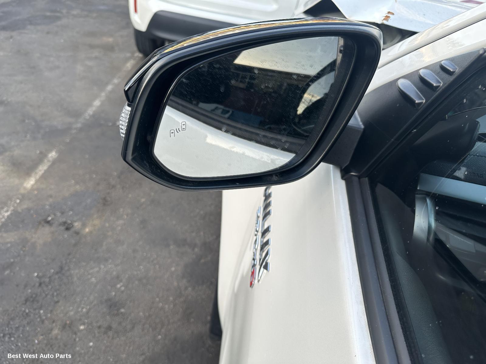 2025 TOYOTA HILUX Left Door Mirror