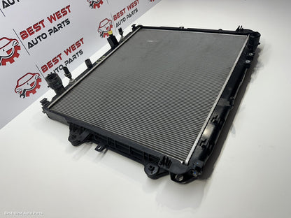 2024 TOYOTA HILUX Radiator