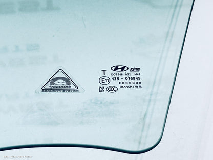 2017 HYUNDAI I30 Left Front Door Window