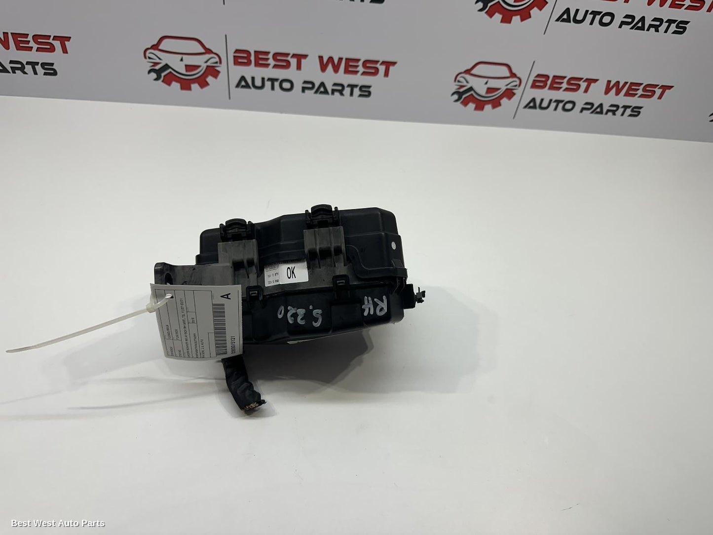 2015 HYUNDAI ILOAD/IMAX Fuse Box
