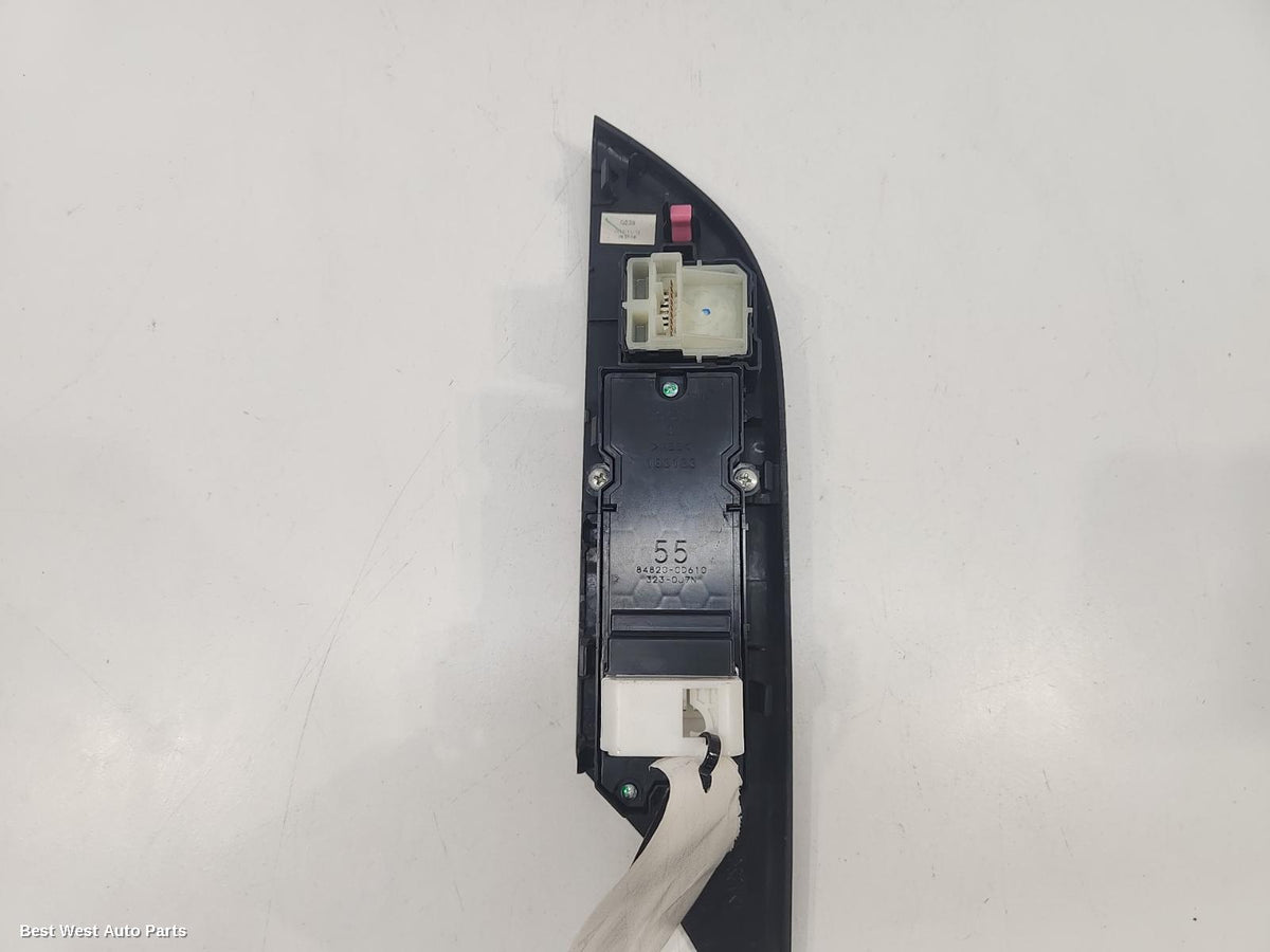2018 TOYOTA HILUX Pwr Dr Wind Switch