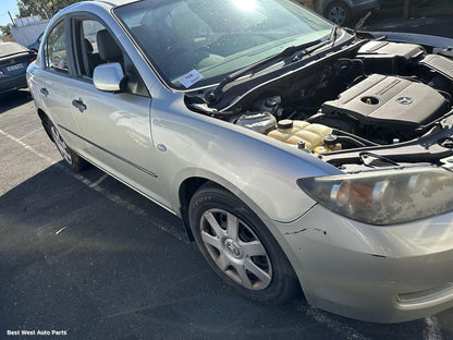 2007 MAZDA 3 Radiator