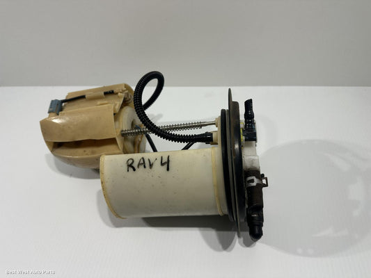 2014 TOYOTA RAV4 Fuel Pump
