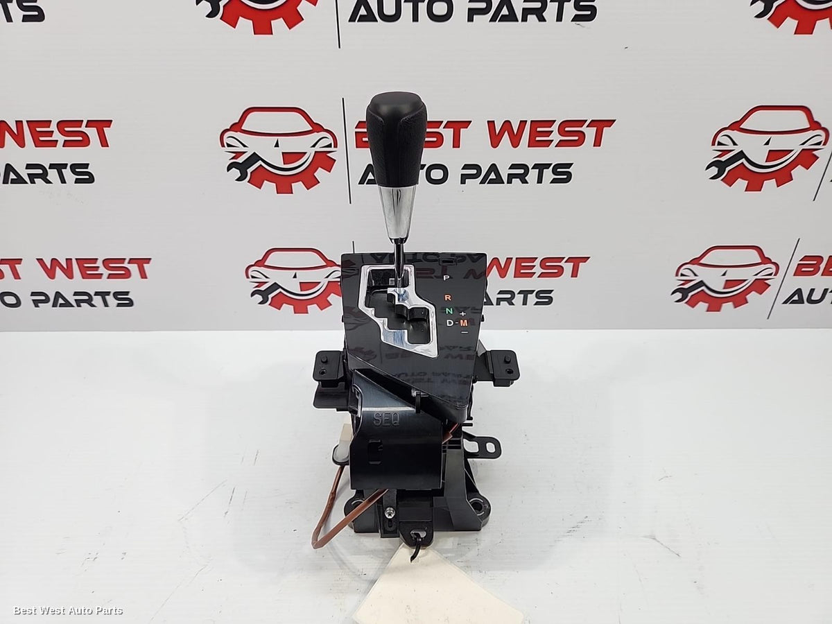 2017 TOYOTA COROLLA Gear Stick/Shifter