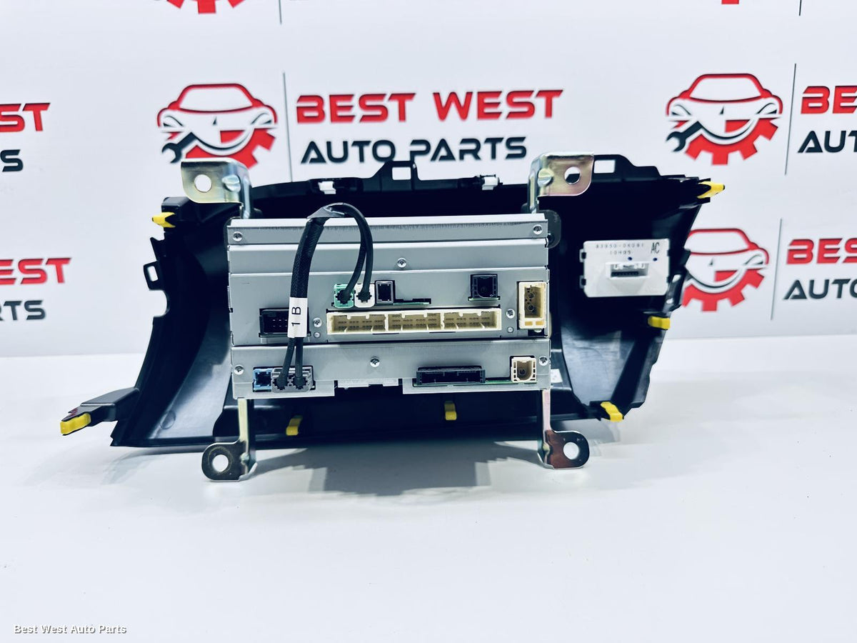 2024 TOYOTA HILUX Radio/Cd/Dvd/Sat/Tv