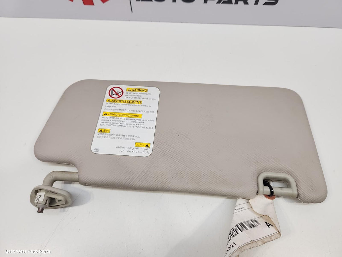2014 SUBARU XV Sunvisor