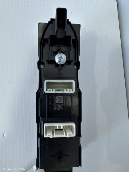 2020 SUBARU FORESTER Pwr Dr Wind Switch