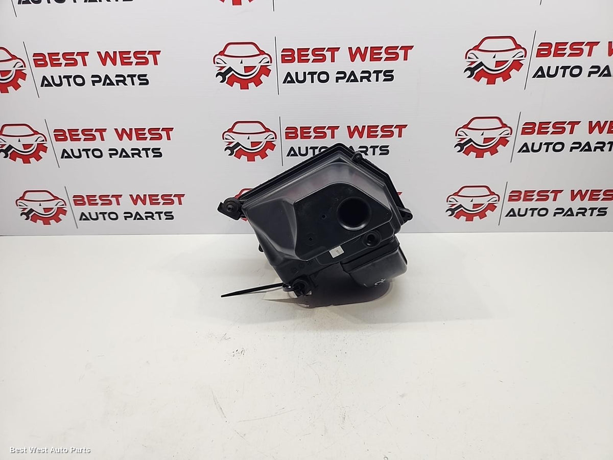 2014 JEEP CHEROKEE Air Cleaner/Box
