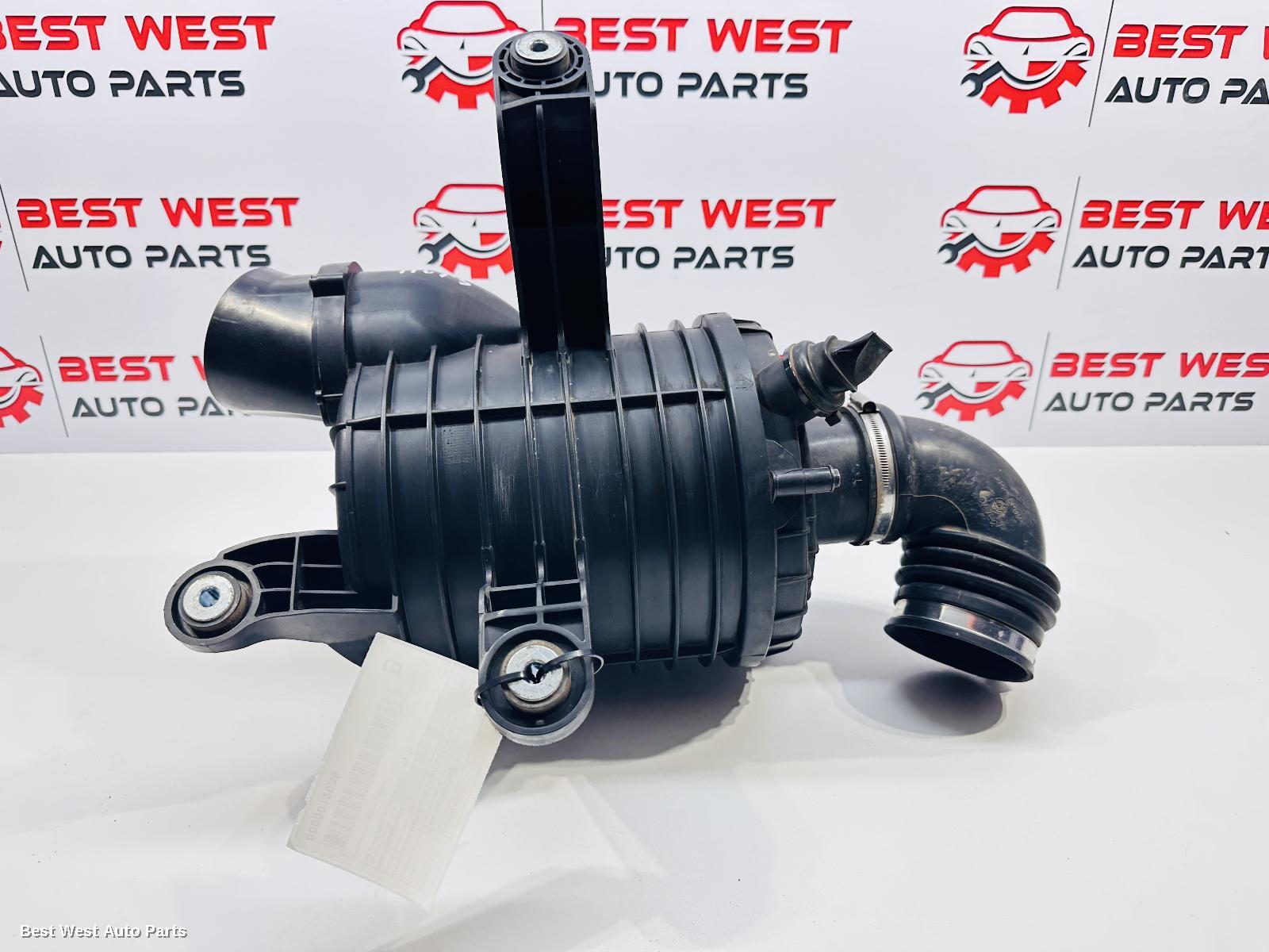 2015 HOLDEN COLORADO Air Cleaner/Box