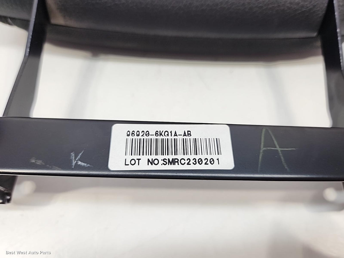 2023 NISSAN NAVARA Console