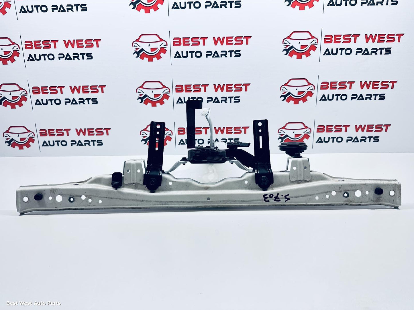 2024 TOYOTA HILUX Radiator Support