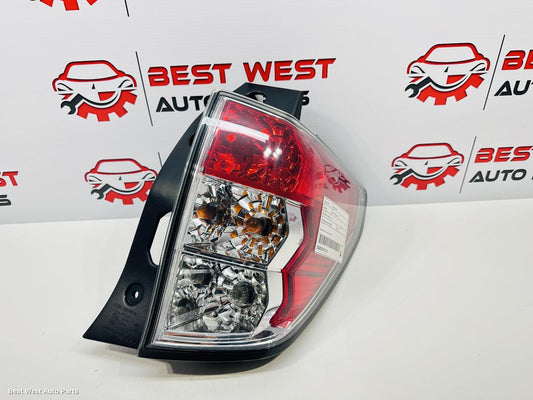 2010 SUBARU FORESTER Right Taillight