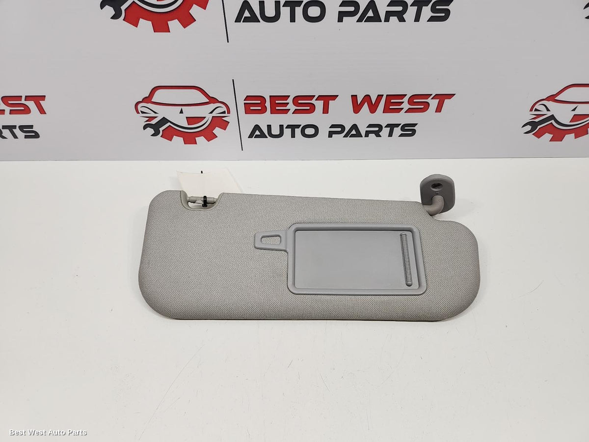 2014 HYUNDAI I30 Sunvisor