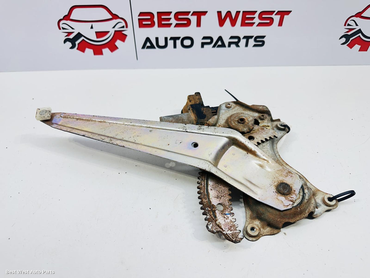 2019 TOYOTA HILUX Left Rear Wnd Reg/Motor