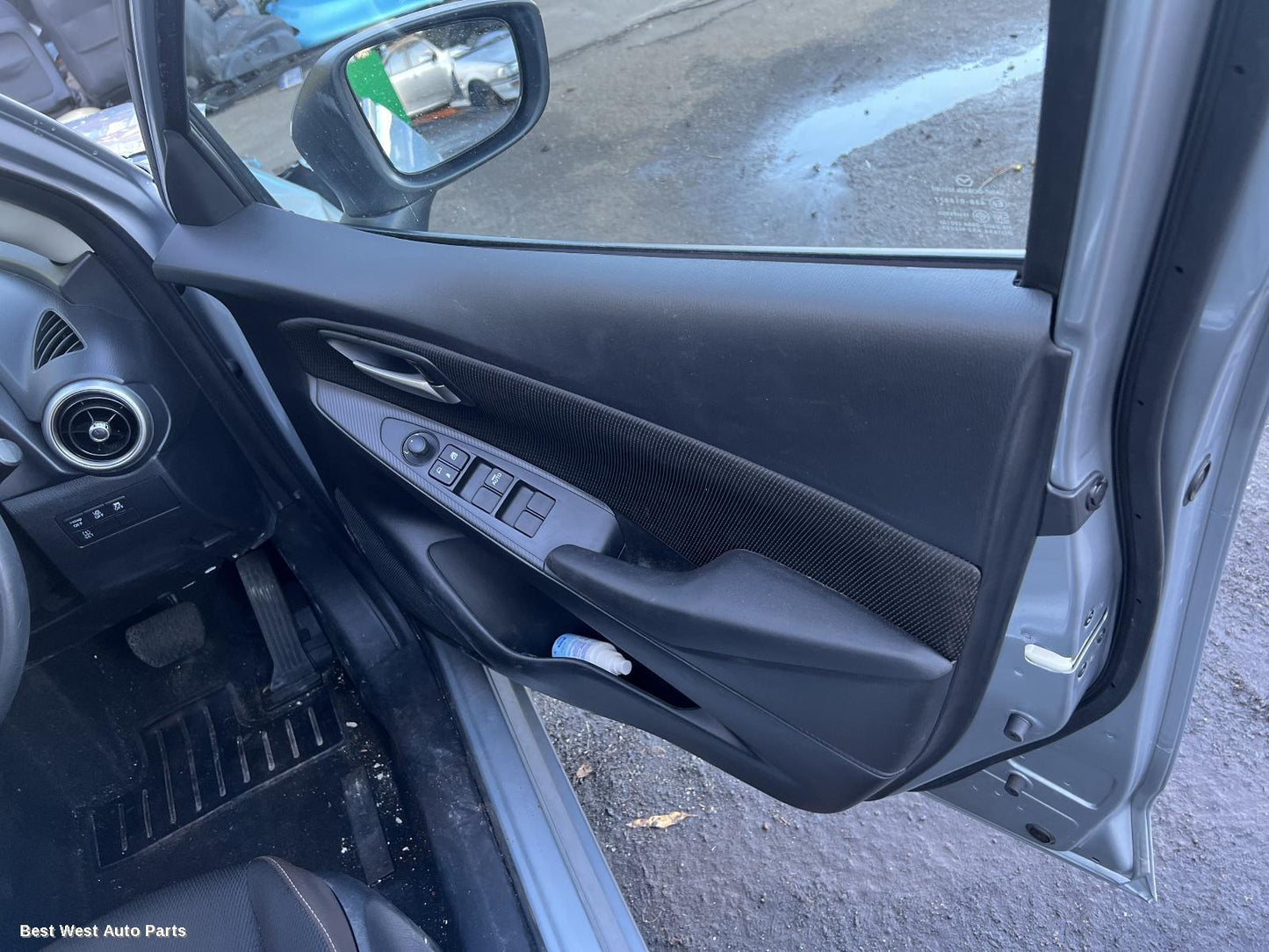 2020 MAZDA 2 Pwr Dr Wind Switch