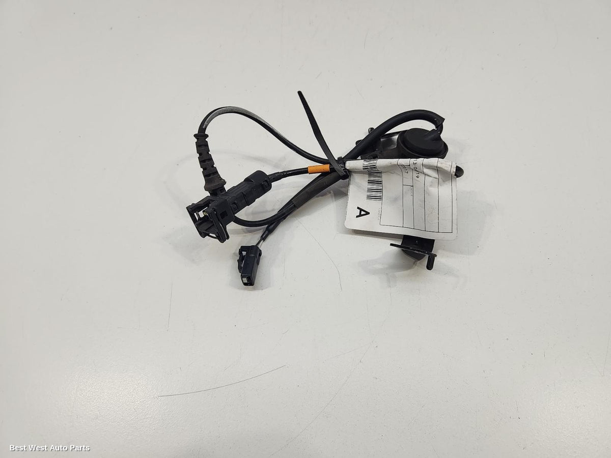 2017 TOYOTA COROLLA Abs Sensor
