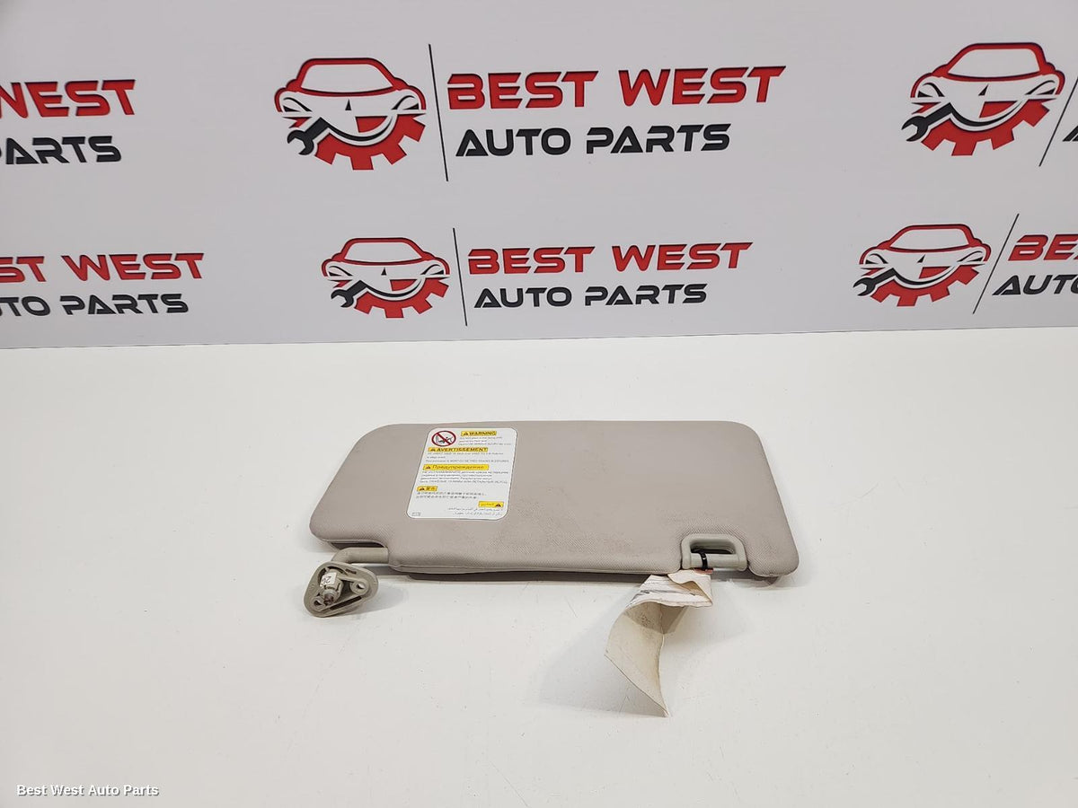 2014 SUBARU XV Sunvisor
