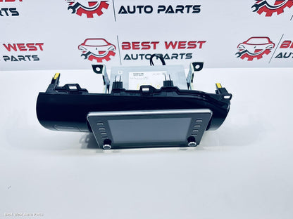 2024 TOYOTA HILUX Radio/Cd/Dvd/Sat/Tv