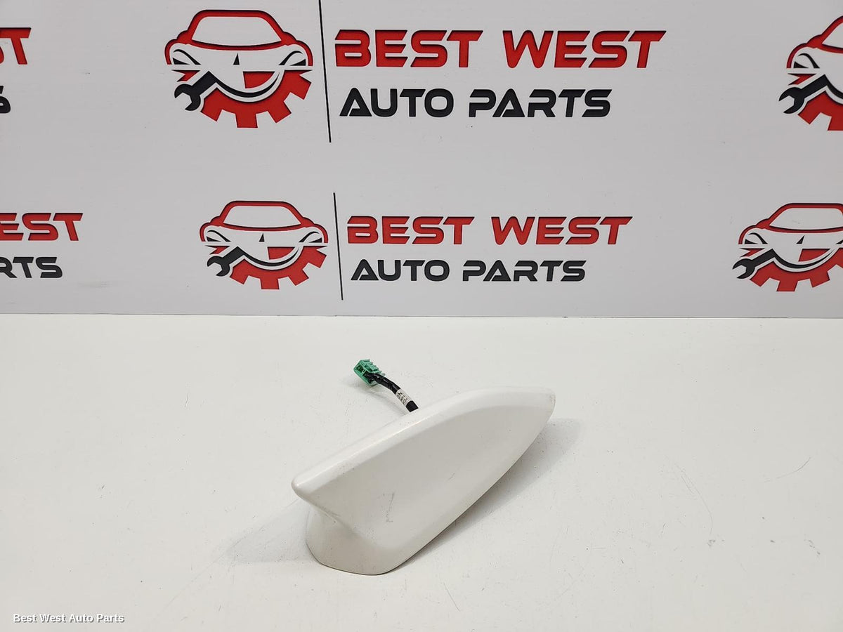 2014 MAZDA CX5 Antenna