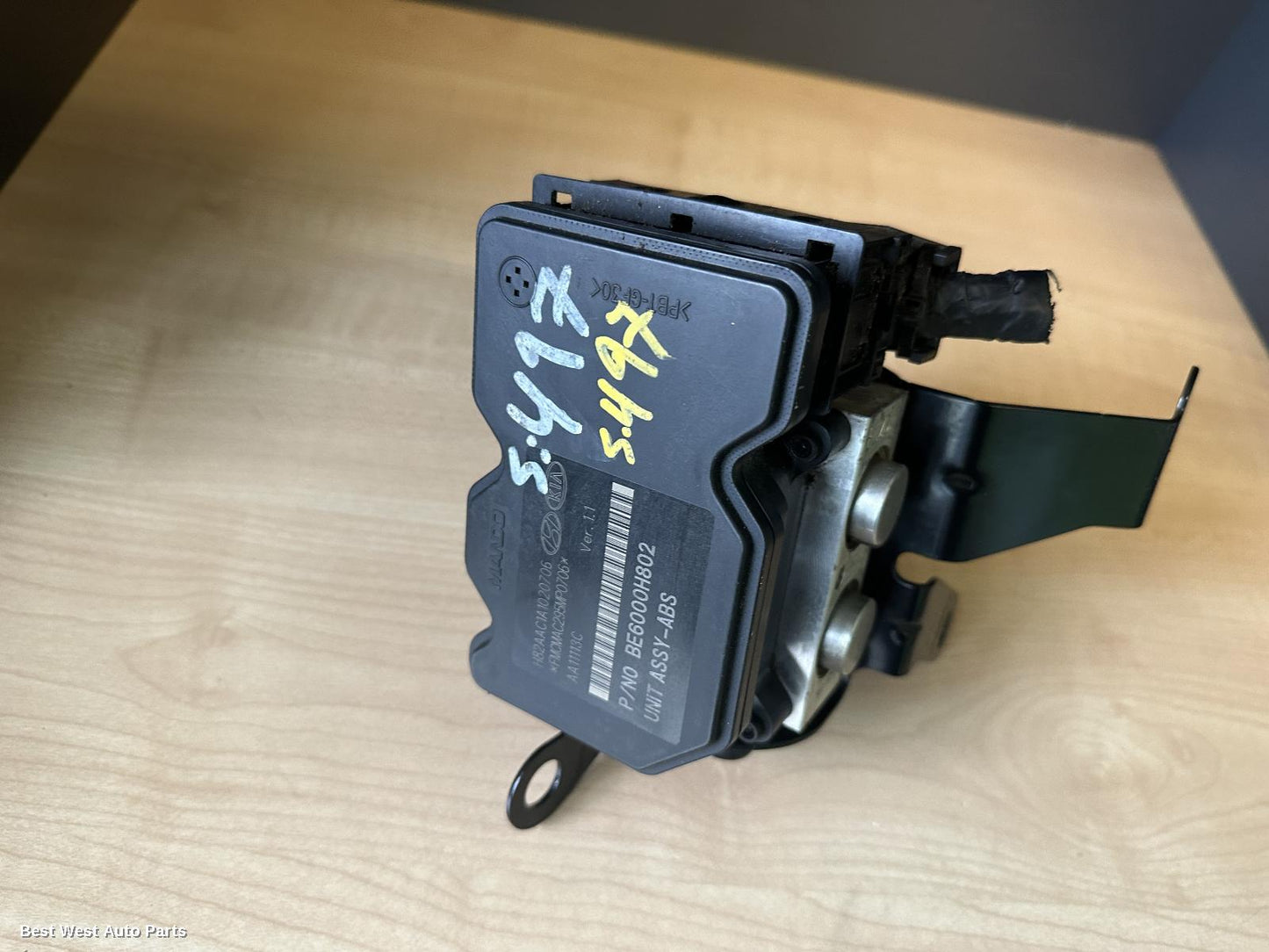2011 HYUNDAI ILOAD/IMAX Abs Pump/Modulator
