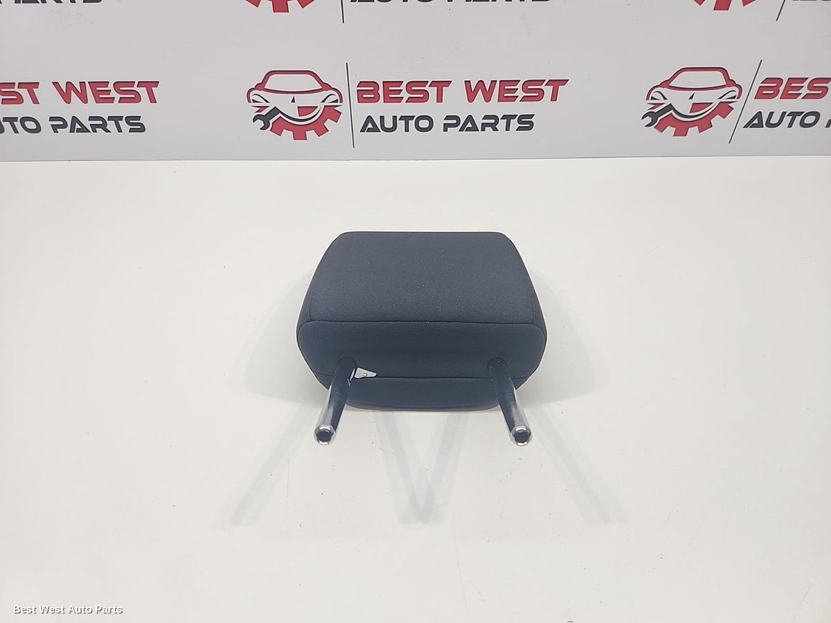 2021 TOYOTA YARIS CROSS Headrest