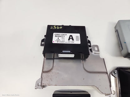 2019 MITSUBISHI PAJERO Ecu