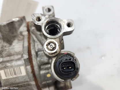 2017 TOYOTA COROLLA A/C Compressor