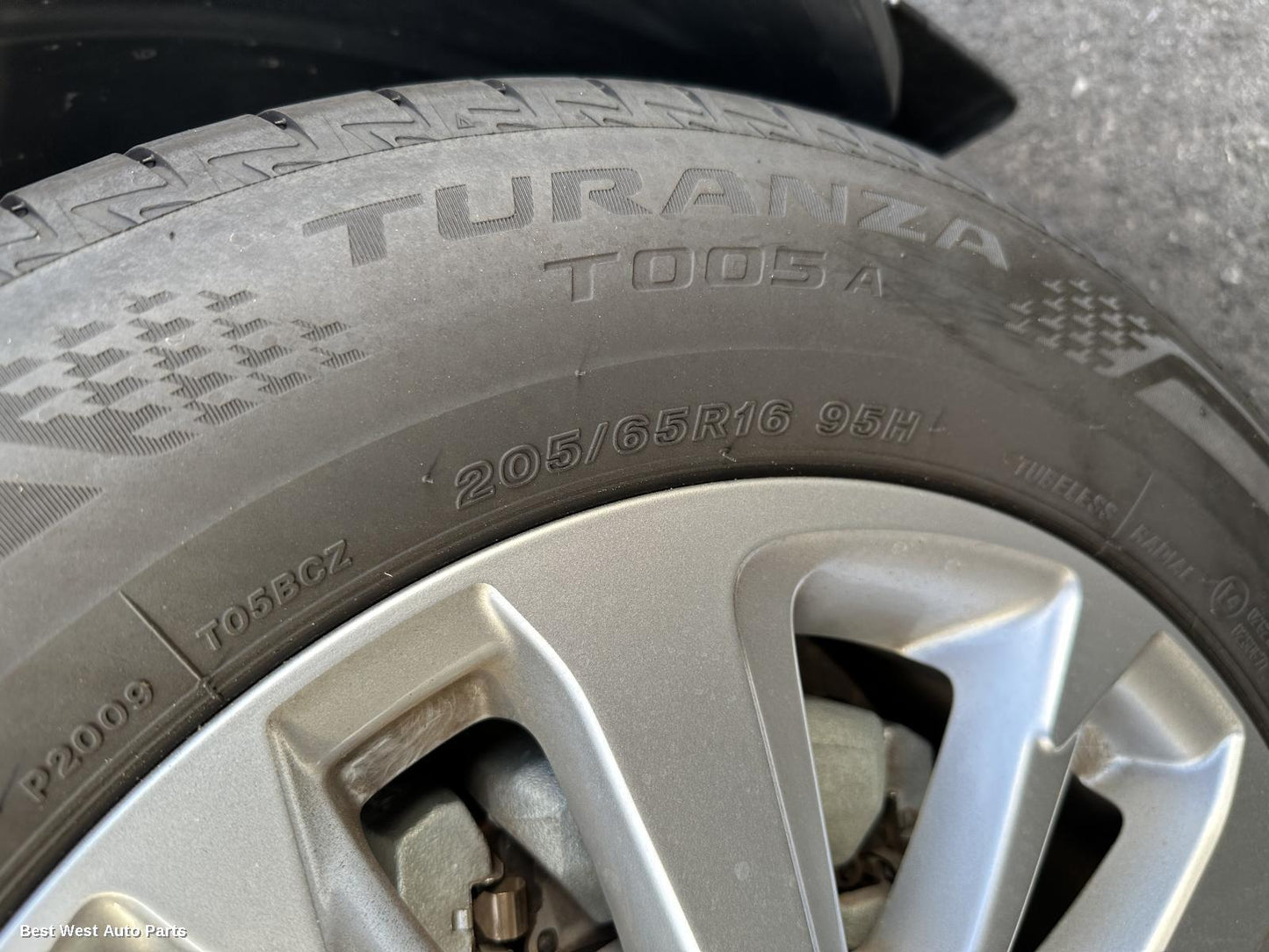 2024 TOYOTA YARIS CROSS Wheel Mag