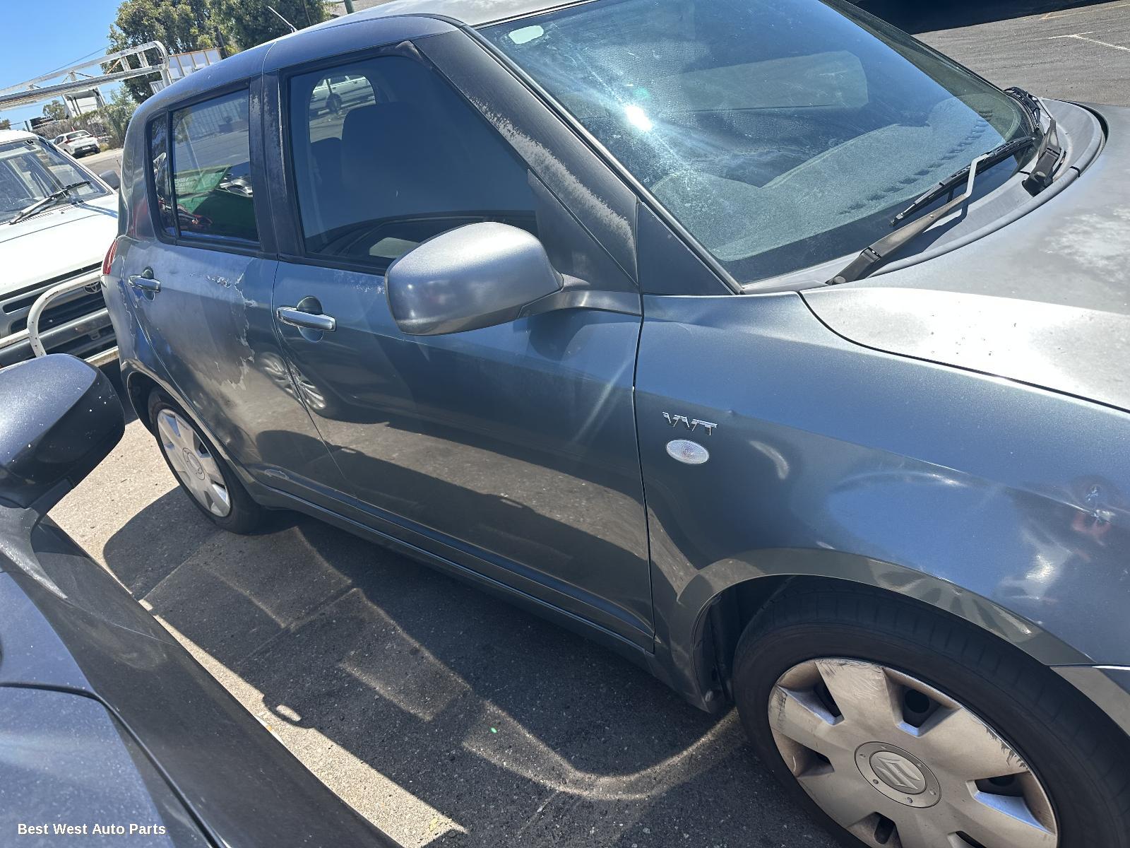 2005 SUZUKI SWIFT Right Headlamp