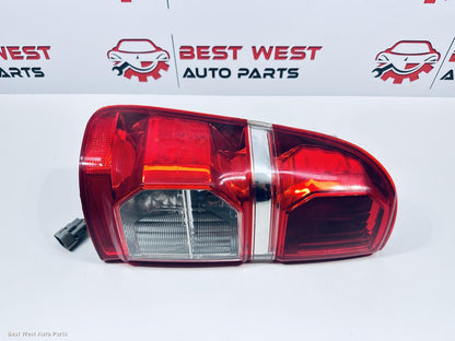 2015 TOYOTA HILUX Left Taillight