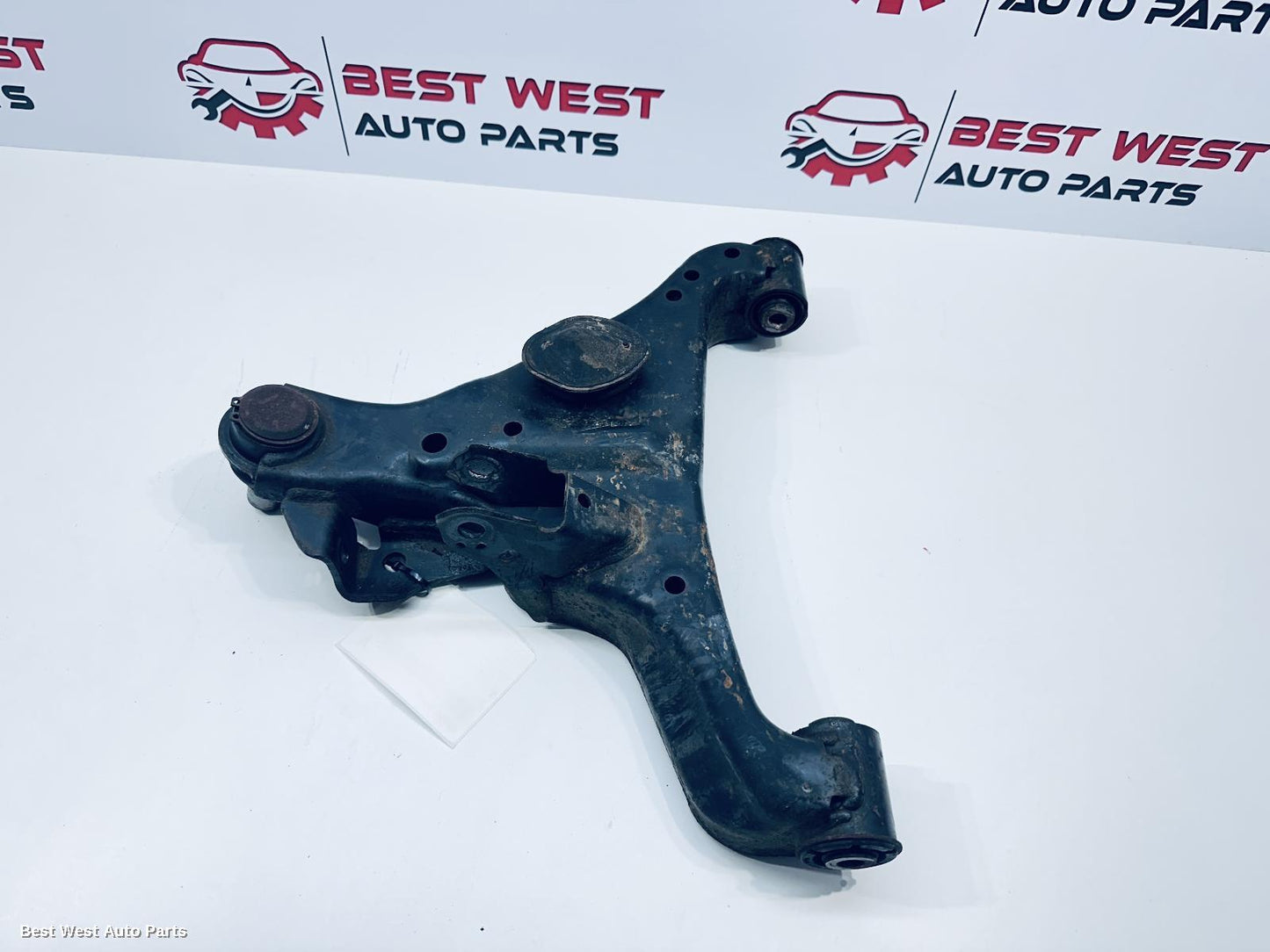 2021 NISSAN NAVARA Right Front Lower Control Arm