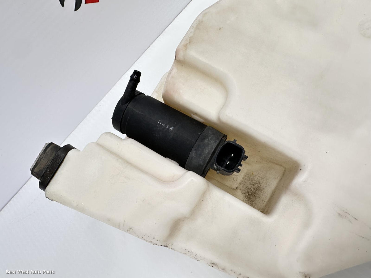 2016 HOLDEN COLORADO Washer Bottle
