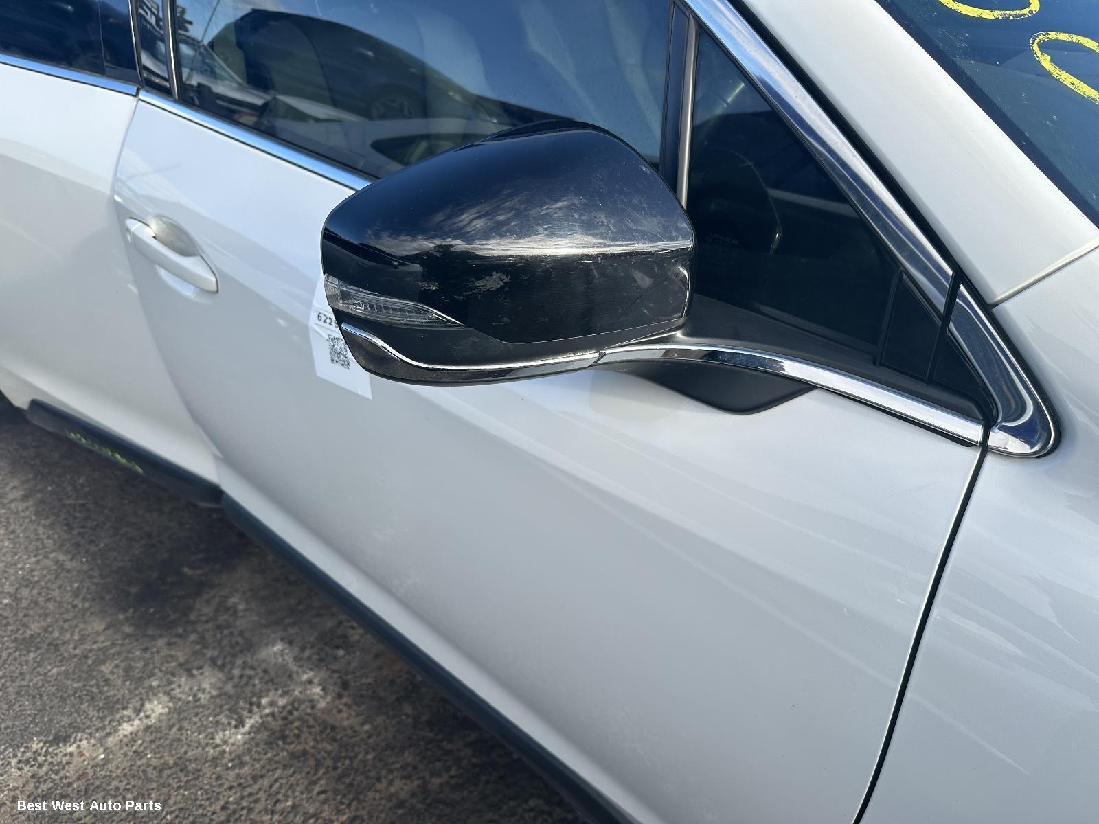 2024 SUBARU OUTBACK Right Door Mirror