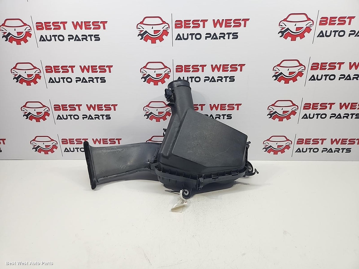 2013 HOLDEN COMMODORE Air Cleaner/Box