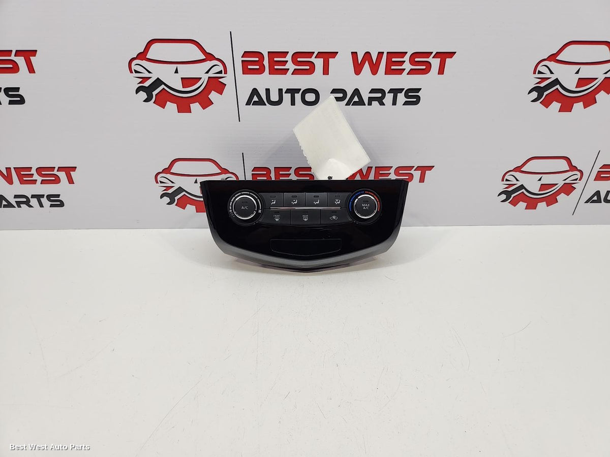 2018 NISSAN XTRAIL Heater/Ac Controls