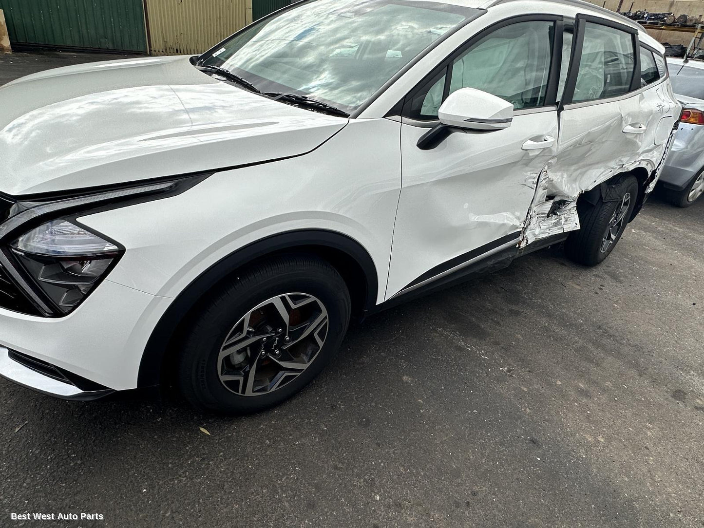 2024 KIA SPORTAGE Right Front Window Reg/Motor