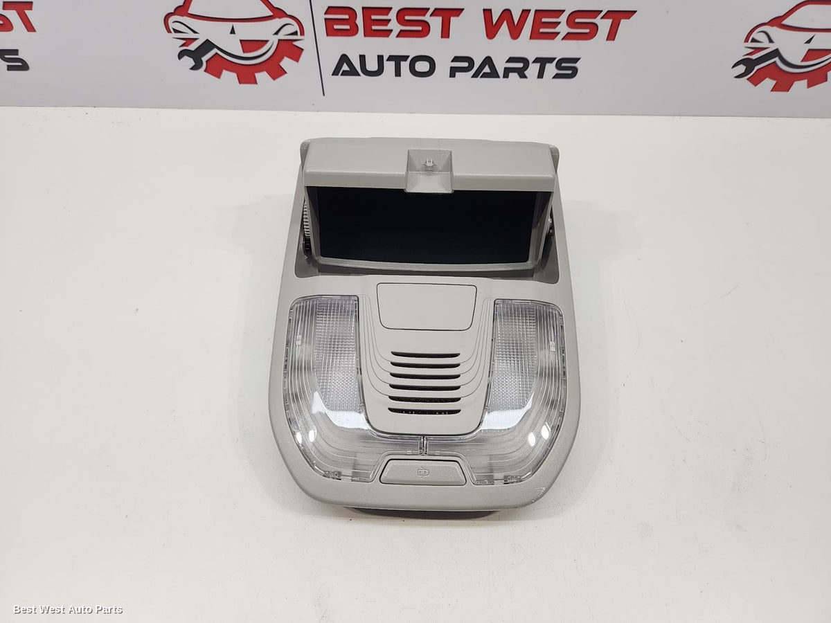 2025 MAZDA BT50 Courtesy Light
