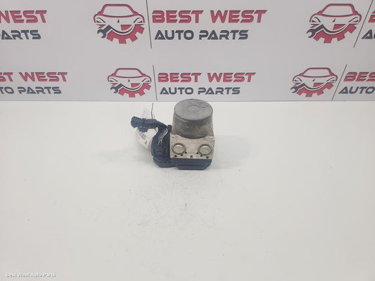 2019 TOYOTA HILUX Abs Pump/Modulator