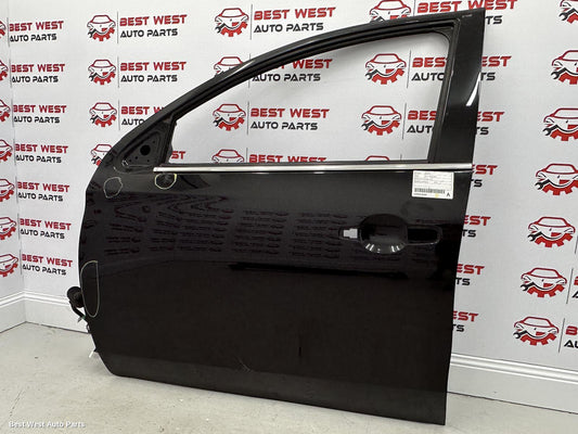 2019 MITSUBISHI PAJERO Left Front Door
