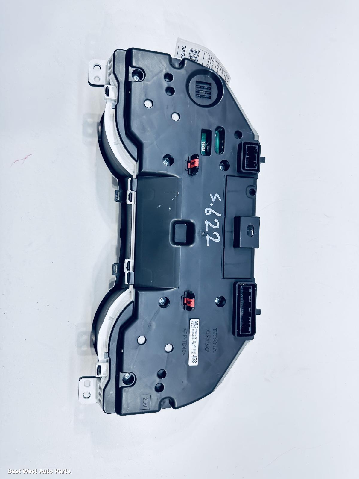 2022 TOYOTA KLUGER Instrument Cluster