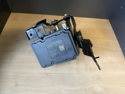 2012 NISSAN NAVARA Abs Pump/Modulator