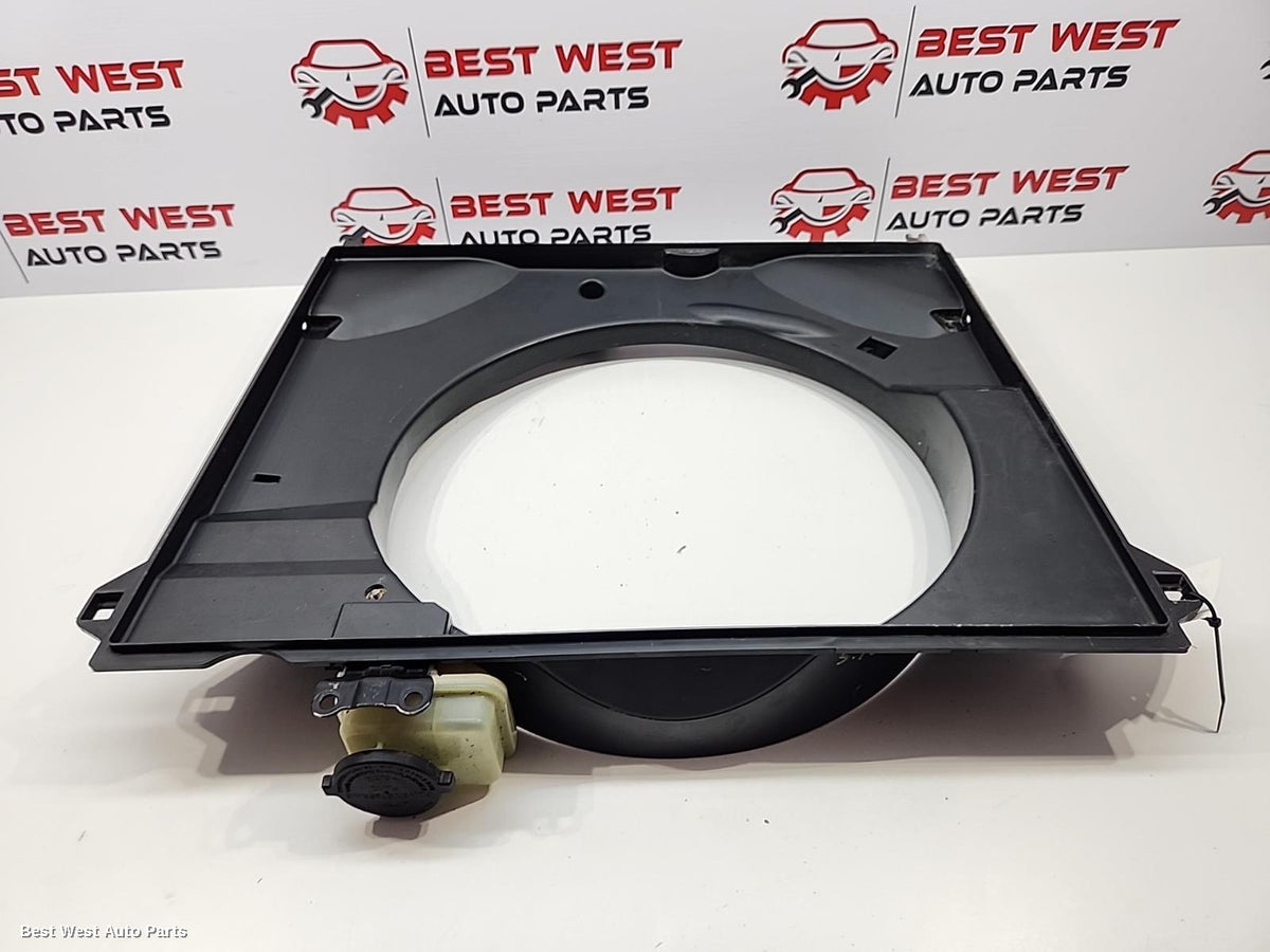 2017 TOYOTA HILUX Fan Shroud