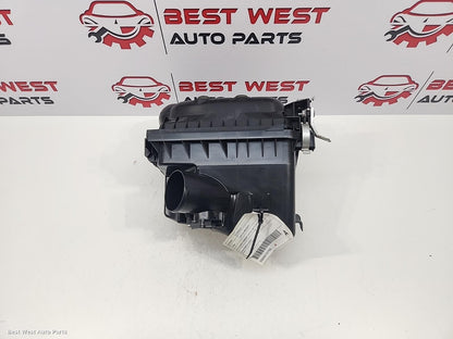 2013 TOYOTA COROLLA Air Cleaner/Box