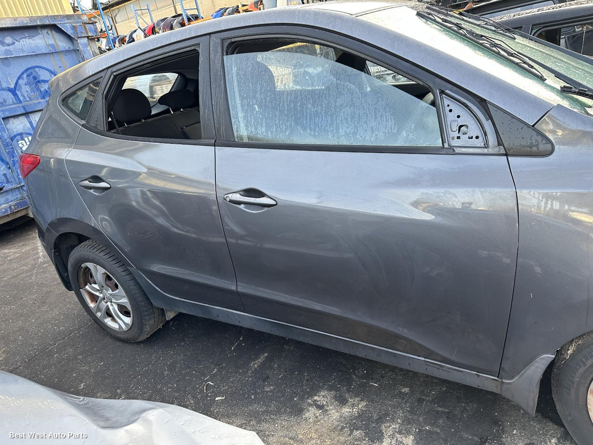 2013 HYUNDAI IX35 Left Rear Door/Sliding