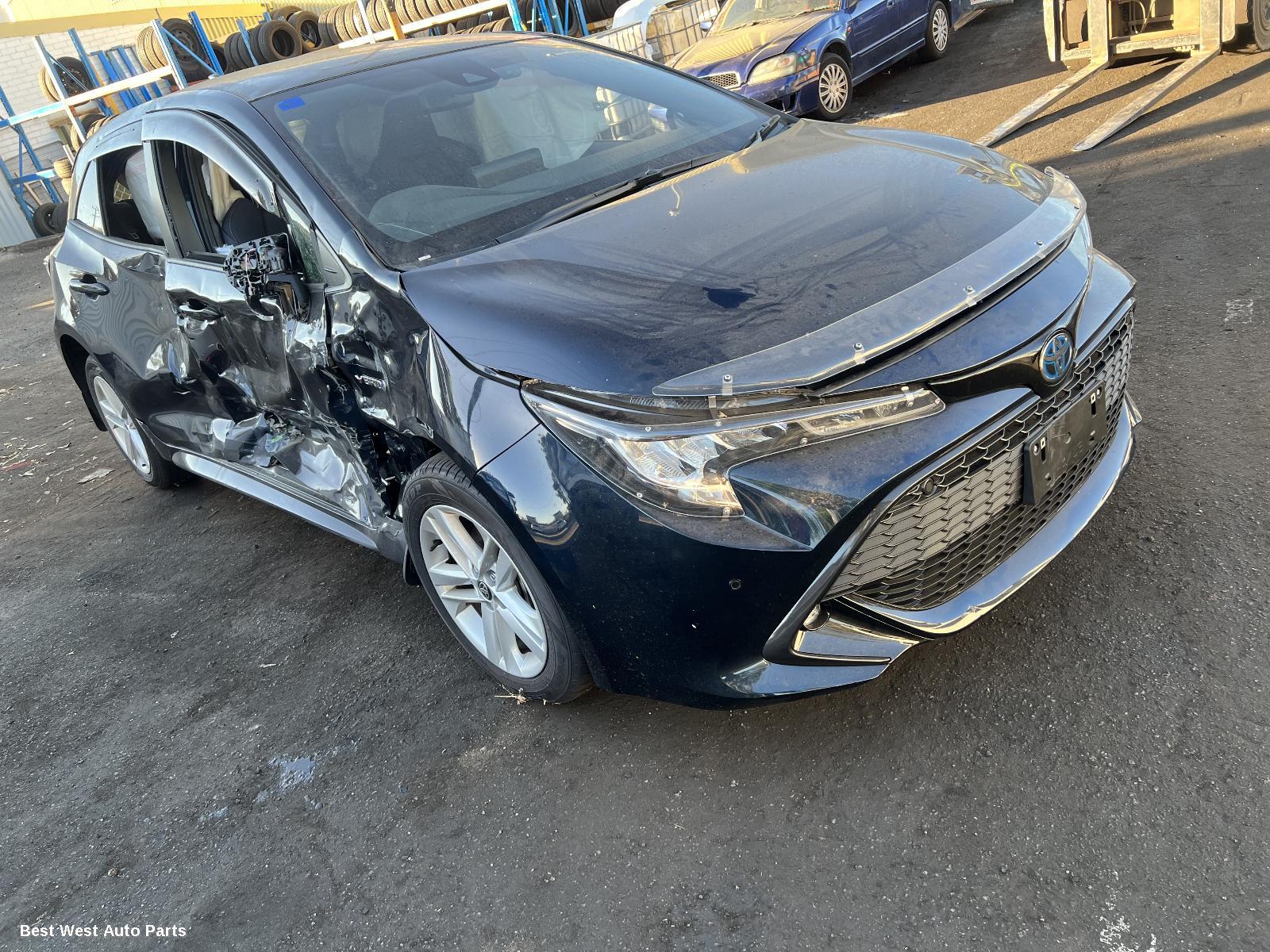 2021 TOYOTA COROLLA Battery
