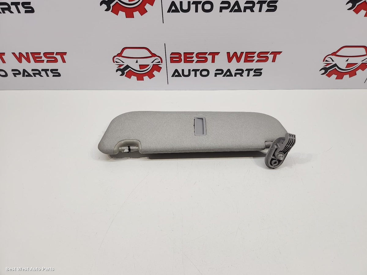 2014 HYUNDAI I30 Sunvisor